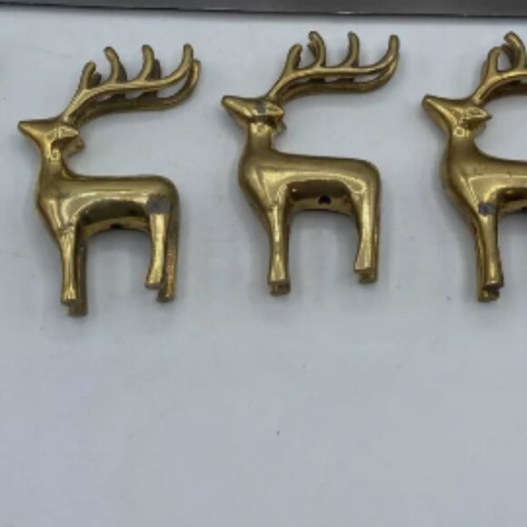 Set of 4 Pottery Barn Reindeer Brass Place Card Holders - Picture 4 of 9